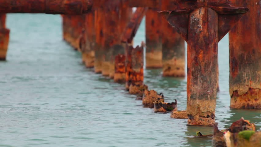 دوام سازه های دریایی در محیط های خورنده 